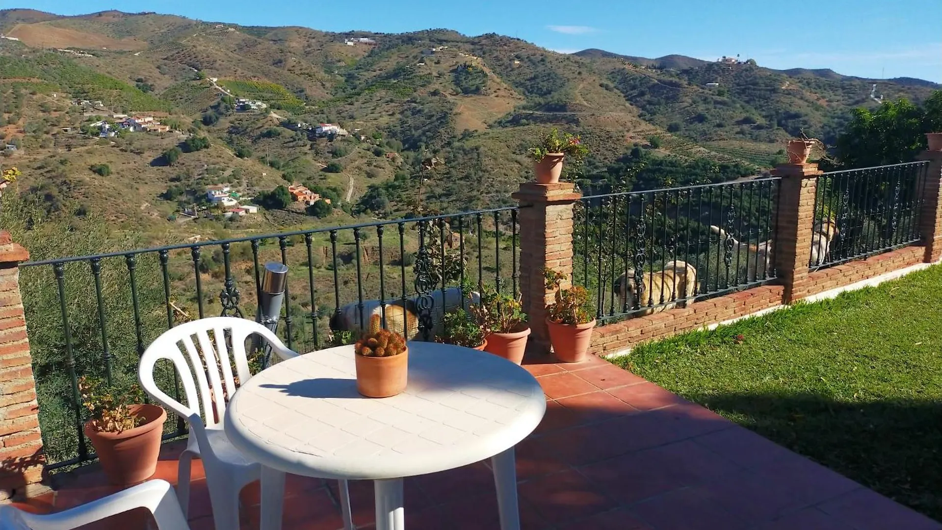 Paraje El Pozo Málaga 0*,